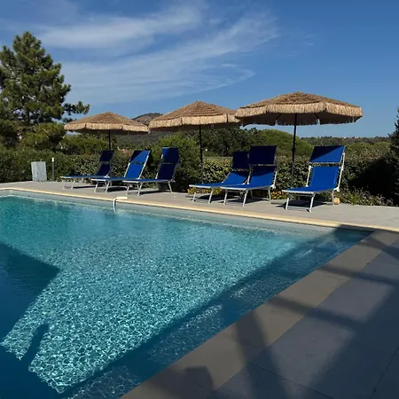 Giulia - Piscine - Jacuzzi - 4 فيلة *