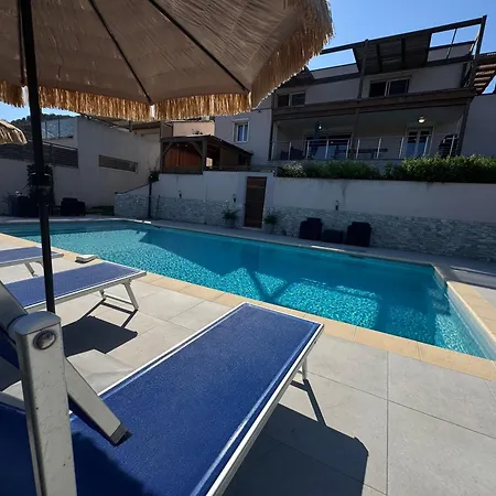 Giulia - Piscine - Jacuzzi - 4 * بورتو فيكشْيو